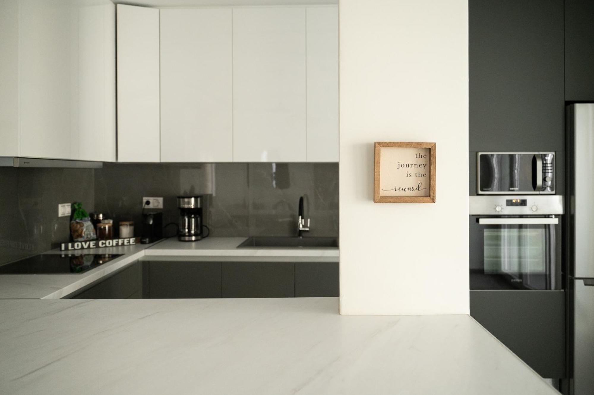 L' Horizon Luxury Living By 8Essentially Heraklion  Exterior photo